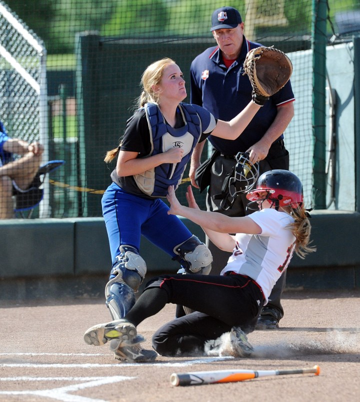 High School SoftballWarren 5, Circleville 3 May 15 2017