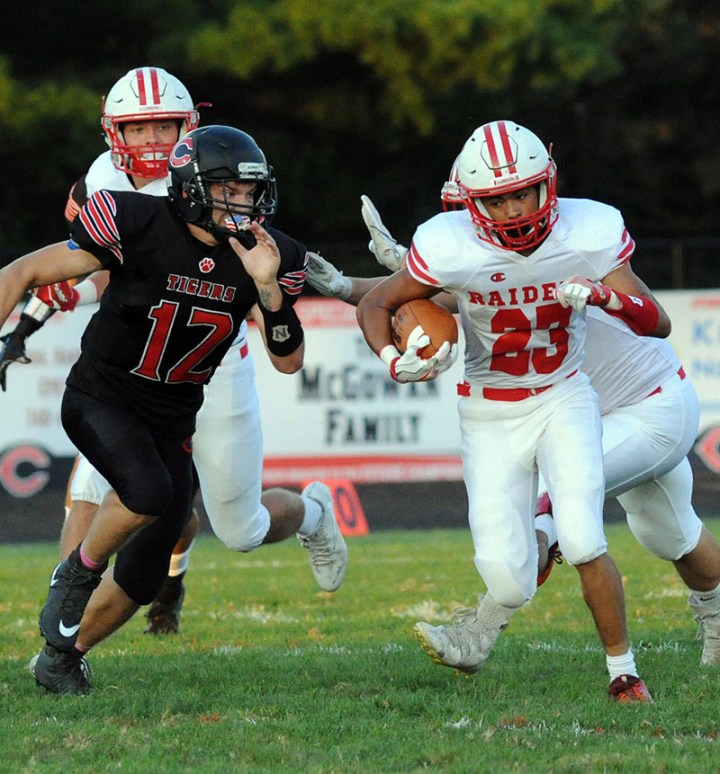 High School Football London 42, Circleville 0 September 22, 2017