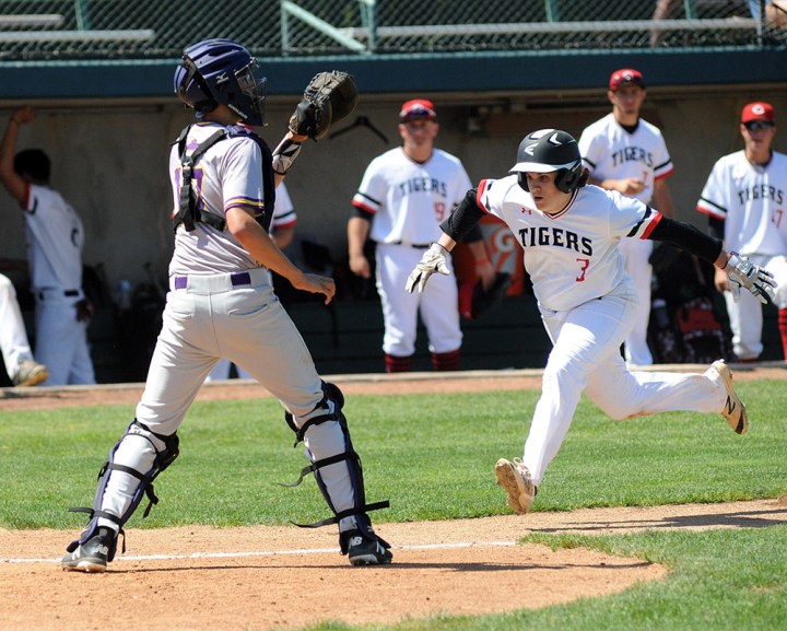 High School Softball Regional SemiCircleville 4 Unioto 0
May 24 2018
142551