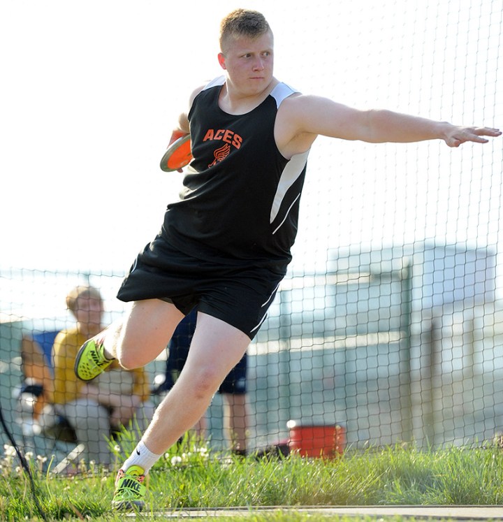 Mid-State League Buckeye Track May 7 2019 Noah Smith (Amanda-Clearcreek)